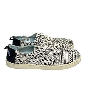Toms Big Kids Youth Size 6 Birch Tribal Lumin Lace Up Sneaker Shoes Cream Black